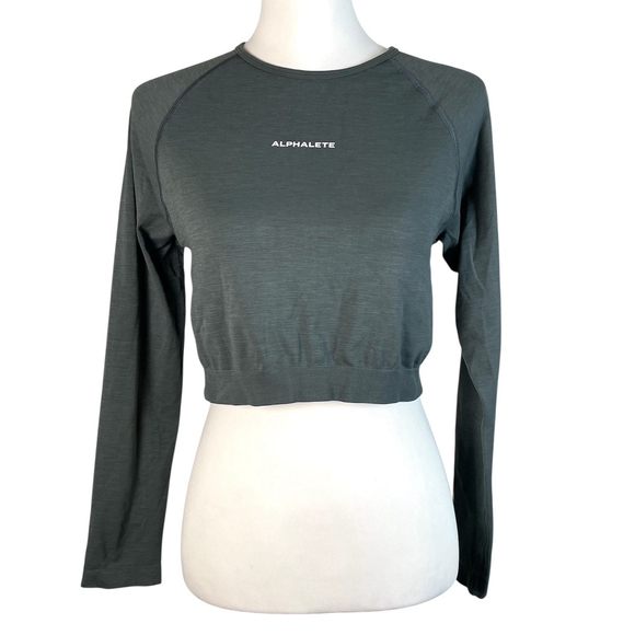 Alphalete Pullover Green Long Sleeve Cropped Stretch Athletic Top Women’s Large - Picture 1 of 6